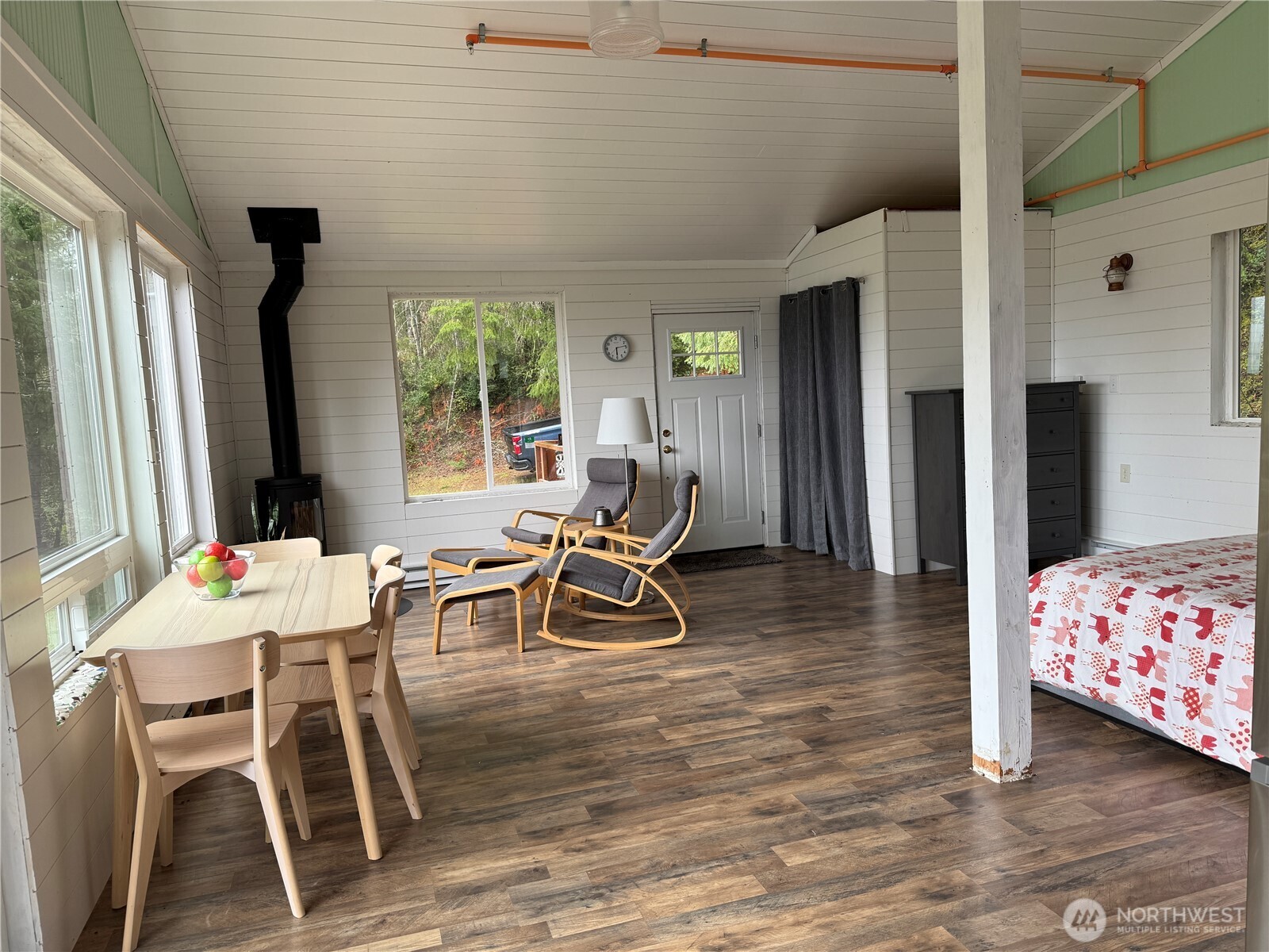 251 NE Yew Tree Lane