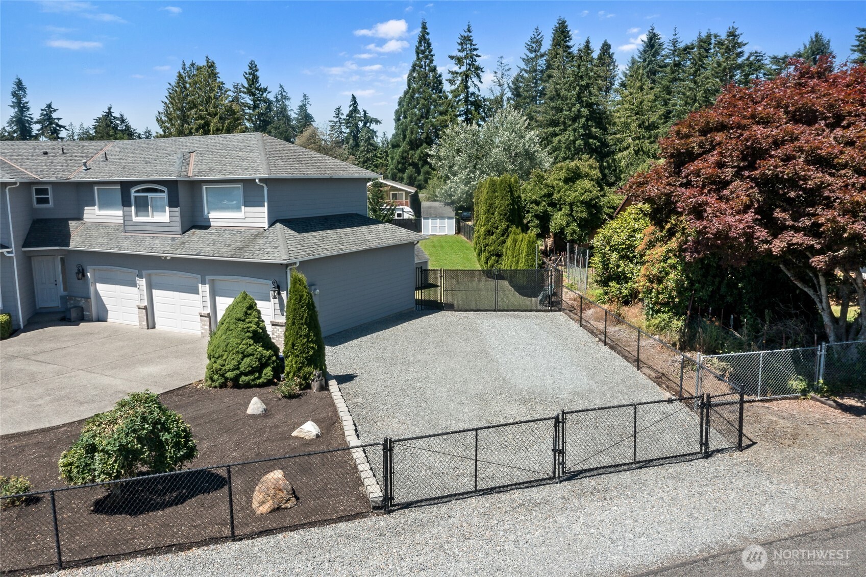 4024 E Caldwell