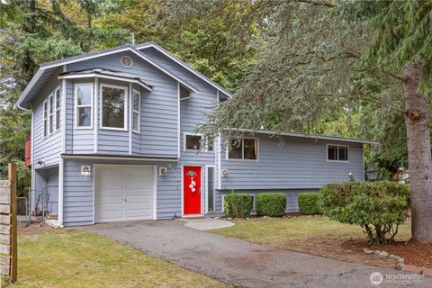 Photo of 9120 209th Avenue NE, Redmond, WA 98053 (MLS # 2435907)