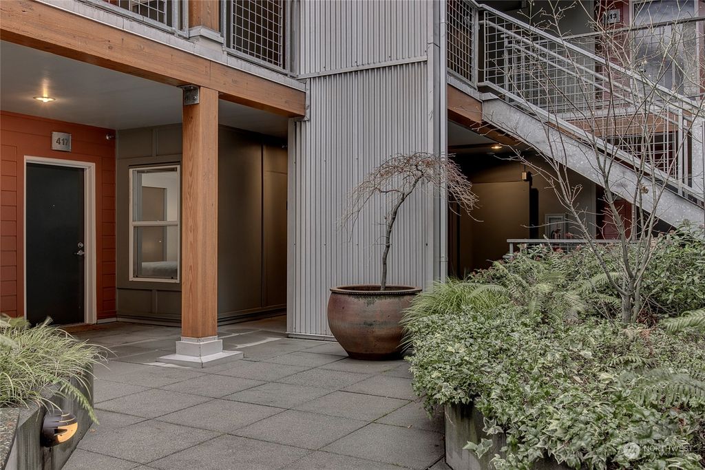 Photo of 2440 Western Avenue #417, Seattle, WA 98121 (MLS # 2188263)