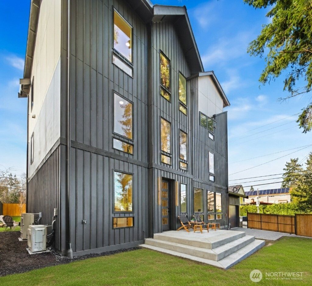 Photo of 7358 33rd Avenue NE, Seattle, WA 98115 (MLS # 2472185)