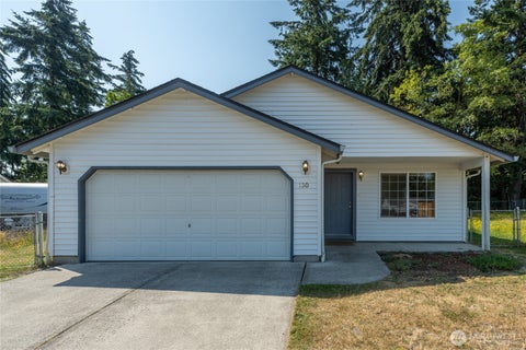 Photo of 130 Ashland Court, Kalama, WA 98625 (MLS # 2557821)