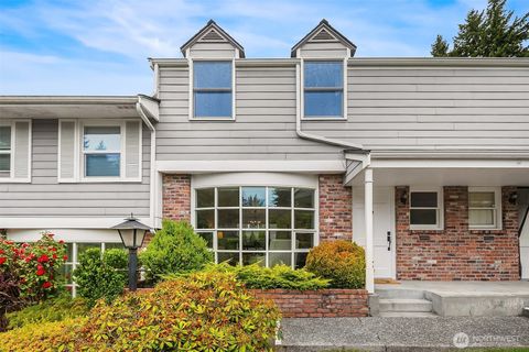 Photo of 1420 Bellevue Way SE #5, Bellevue, WA 98004 (MLS # 2414057)