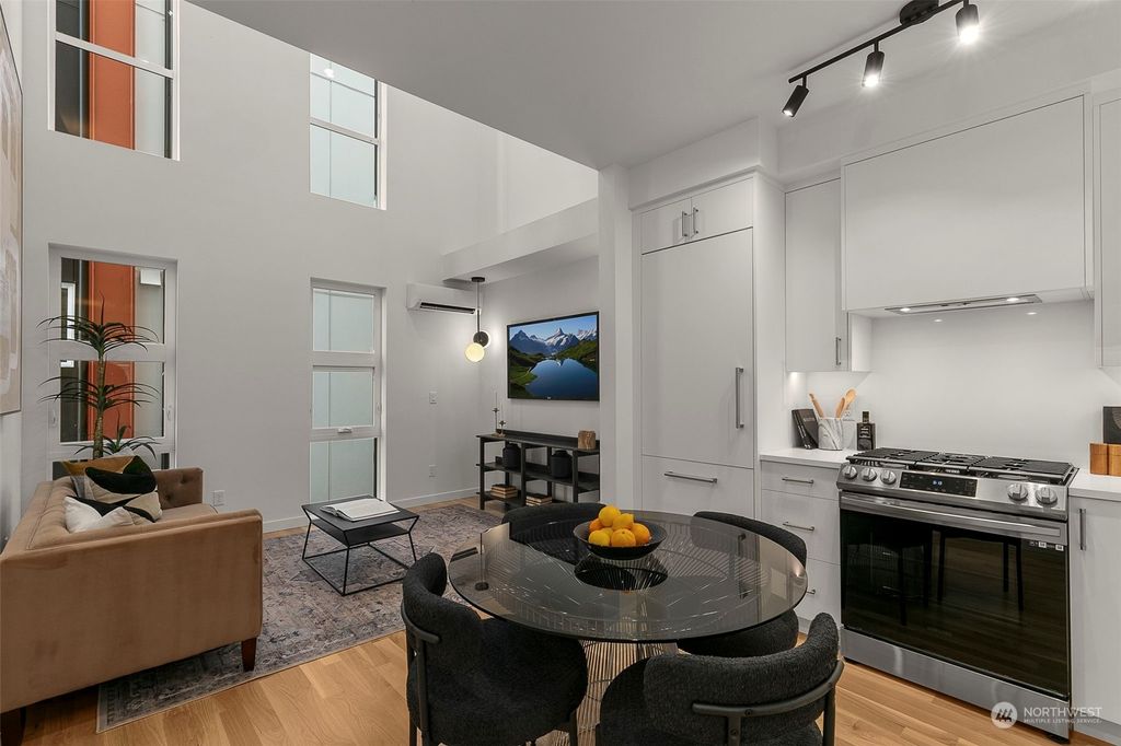 Photo of 1412 B 21st Avenue, Seattle, WA 98122 (MLS # 2307462)