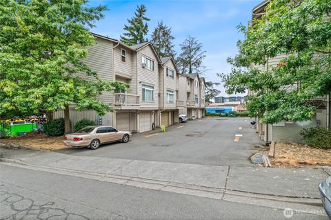 Photo of 620 SW 155th Street, Burien, WA 98166 (MLS # 2437247)