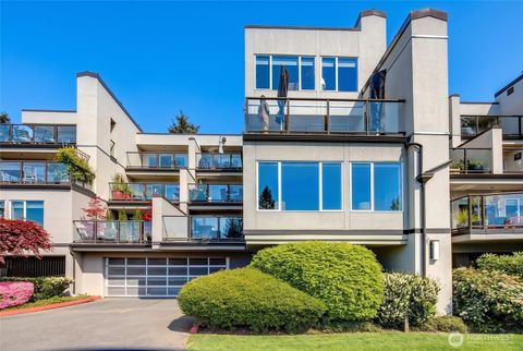 Photo of 11110 NE 41st Drive #49, Kirkland, WA 98033 (MLS # 2518715)