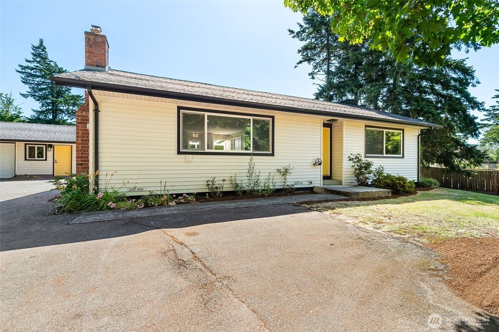 Photo of 3984 Bancroft Road, Bellingham, WA 98225 (MLS # 2495368)