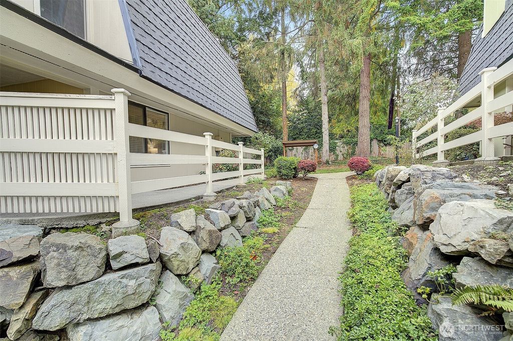 Photo of 9900 NE 124th Street #1315, Kirkland, WA 98034 (MLS # 2449196)