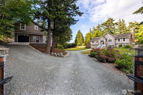 Photo of 818 Haddon Road, Anacortes, WA 98221 (MLS # 2554747)