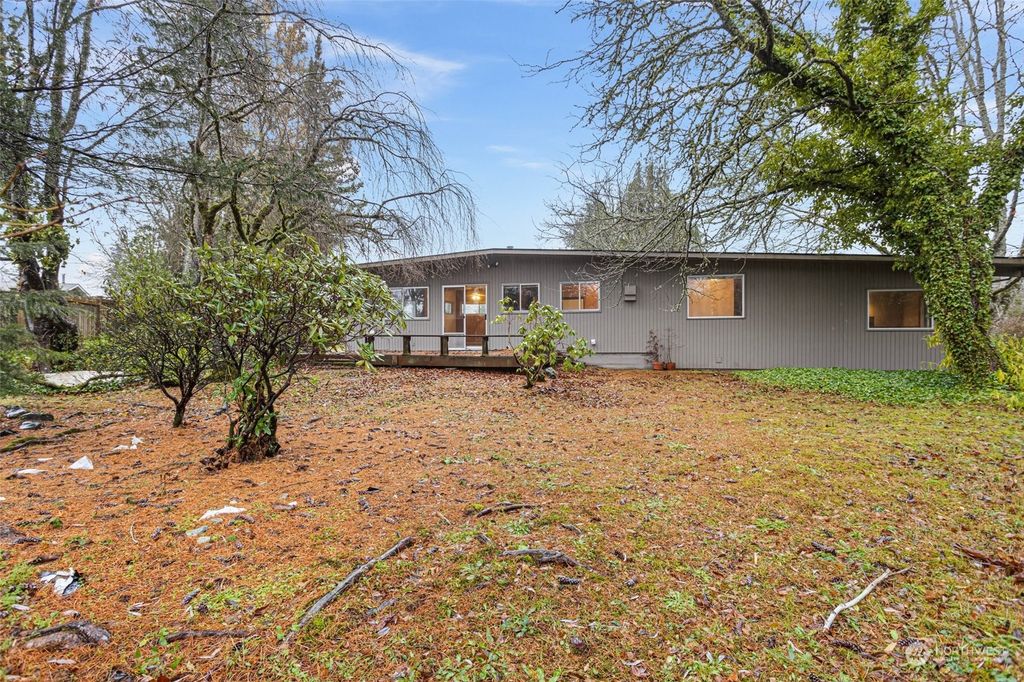 Photo of 321 1st St St, Gold Bar, WA 98251 (MLS # 2184643)