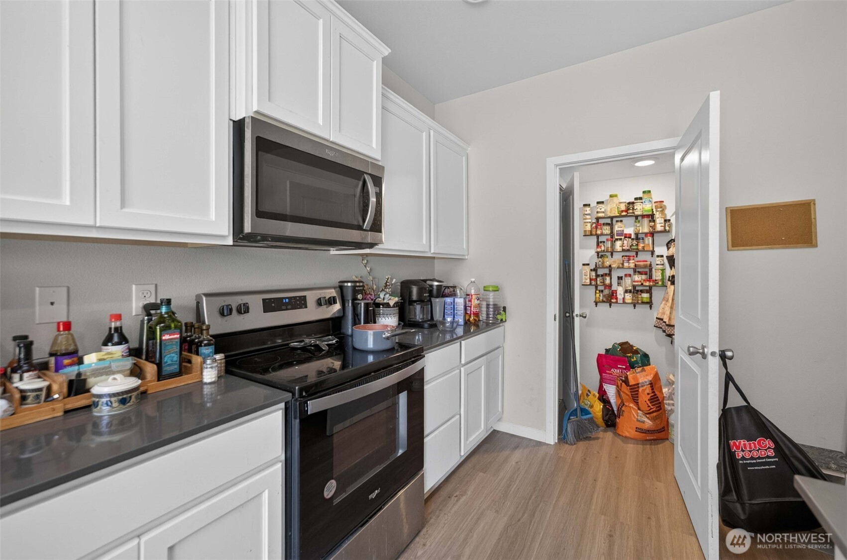 3428 NE 120th Circle