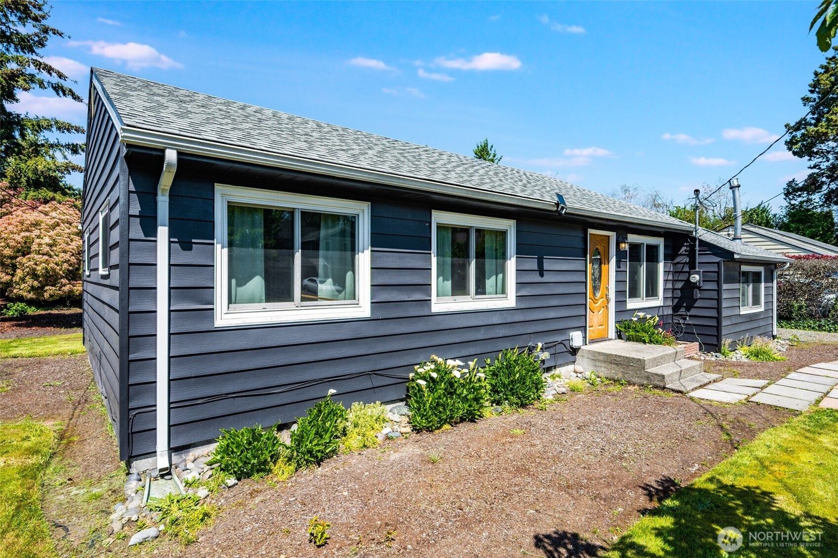 140 5th Avenue SW