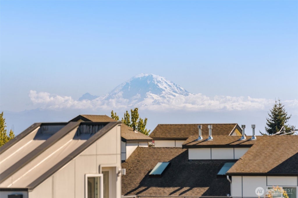 Photo of 104 -A 19th AVE E, Seattle, WA 98112 (MLS # 2584243)