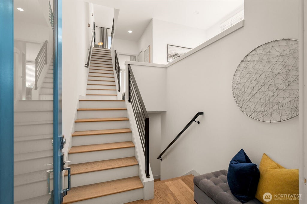 Photo of 104 -A 19th AVE E, Seattle, WA 98112 (MLS # 2584243)