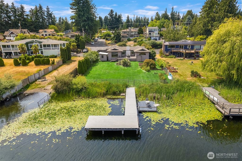 Photo of 23731 74th Avenue W, Edmonds, WA 98026 (MLS # 2393150)