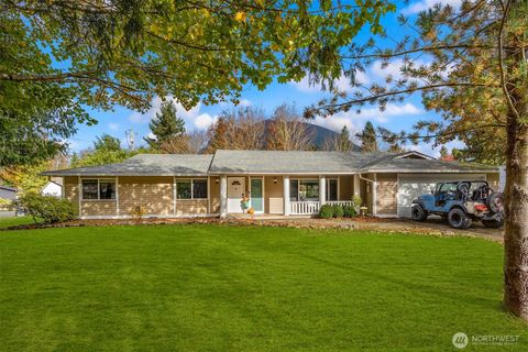 Photo of 460 Meadow Drive SE, North Bend, WA 98045 (MLS # 2450997)
