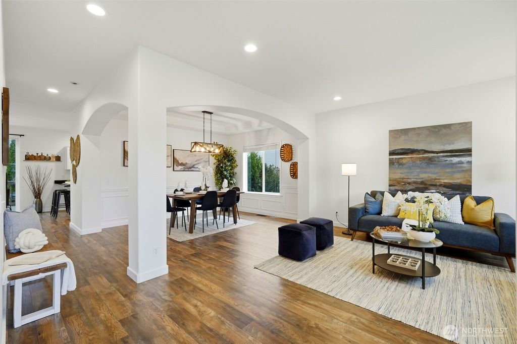 Photo of 6811 37th Place NE, Marysville, WA 98270 (MLS # 2472121)