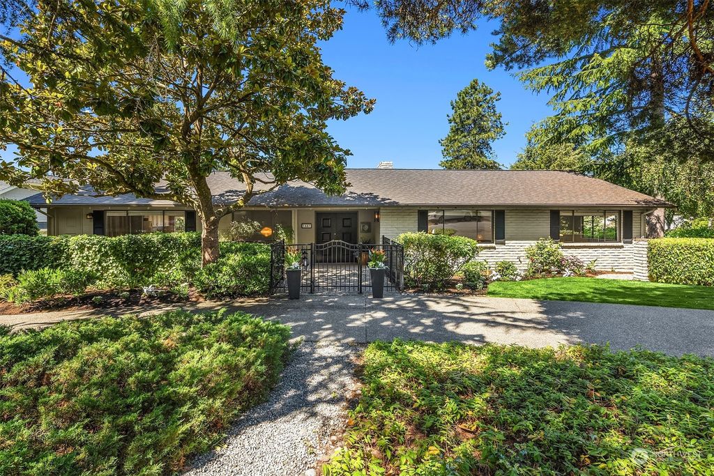 Photo of 1441 86th Avenue NE, Bellevue, WA 98004 (MLS # 2259500)