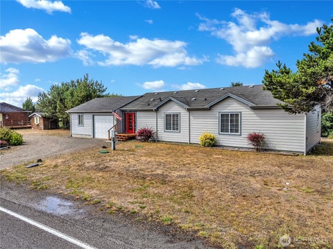 Photo of 30801 I Street, Ocean Park, WA 98640 (MLS # 2521910)