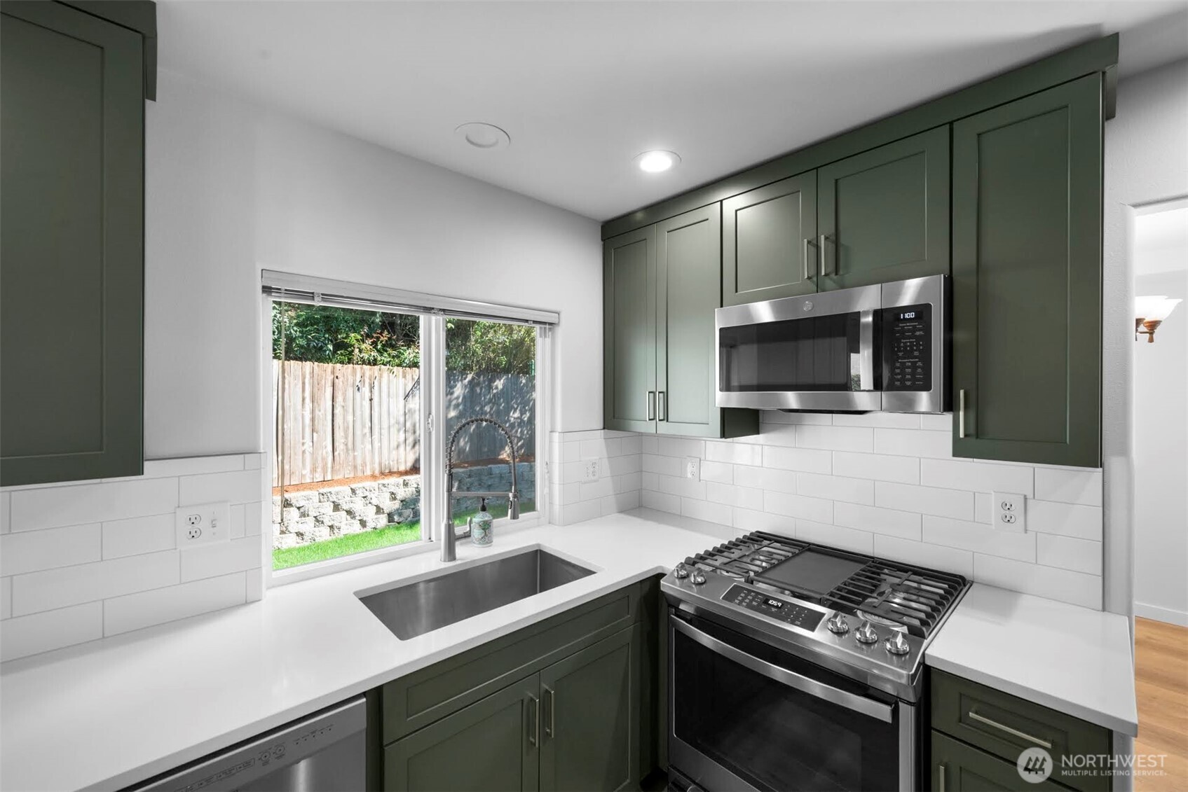 19312 76th Place NE