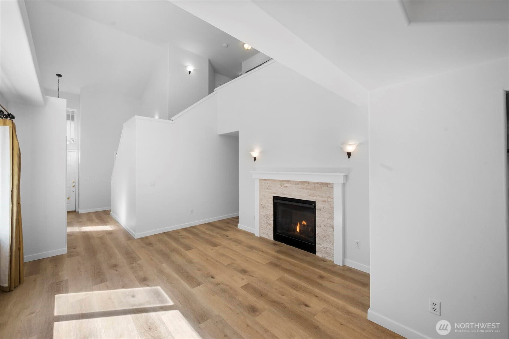 19312 76th Place NE