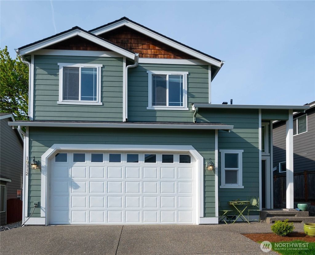 Photo of 19312 76th Place NE, Kenmore, WA 98028 (MLS # 2363862)