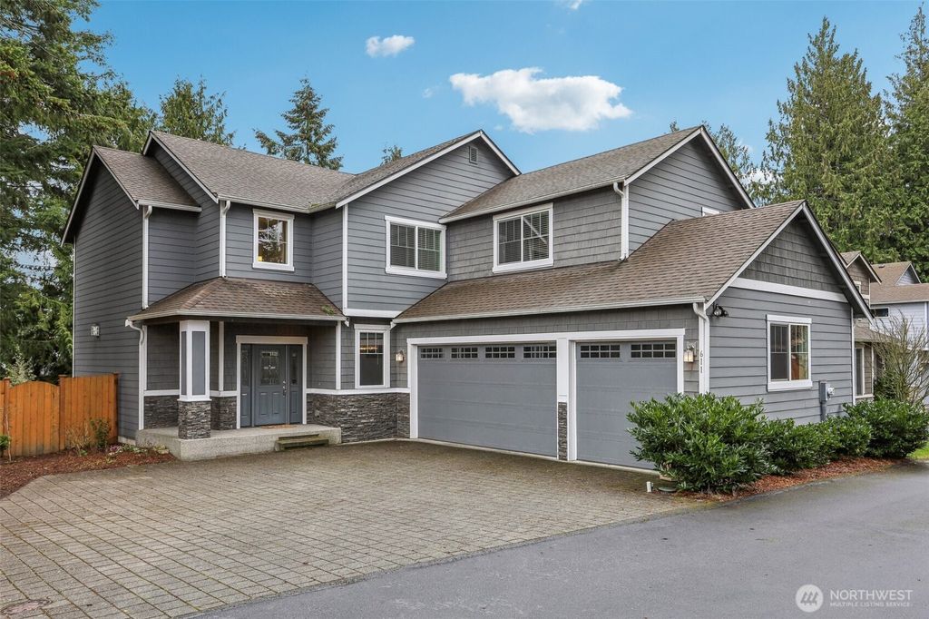 Photo of 611 NW 180th Street, Shoreline, WA 98177 (MLS # 2345092)