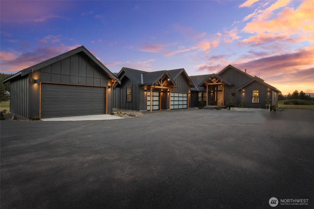 Photo of 2681 Hidden Valley Road, Cle Elum, WA 98922 (MLS # 2514812)