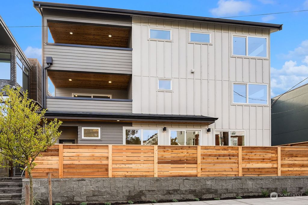 Photo of 713 N 47th Street, Seattle, WA 98103 (MLS # 2173864)
