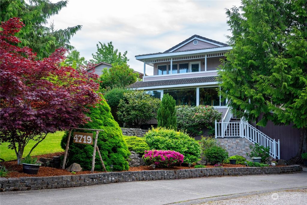 Photo of 4719 119th Place SE, Everett, WA 98208 (MLS # 2236629)