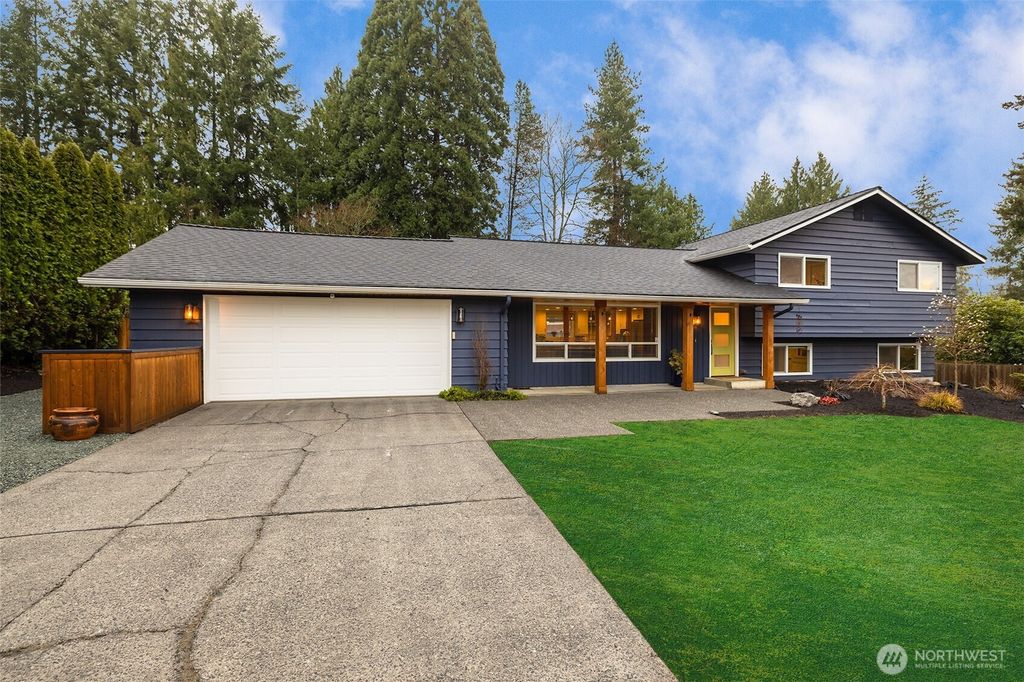 Photo of 12518 SE 233rd st Street, Kent, WA 98031 (MLS # 2349961)