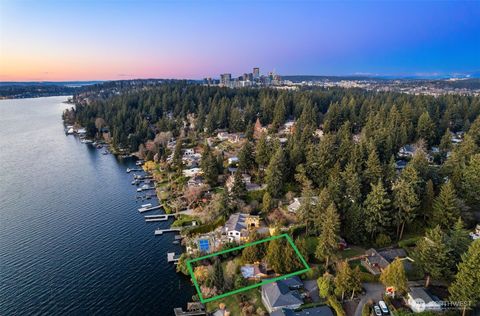 Photo of 2521 103rd Avenue SE, Bellevue, WA 98004 (MLS # 2417504)