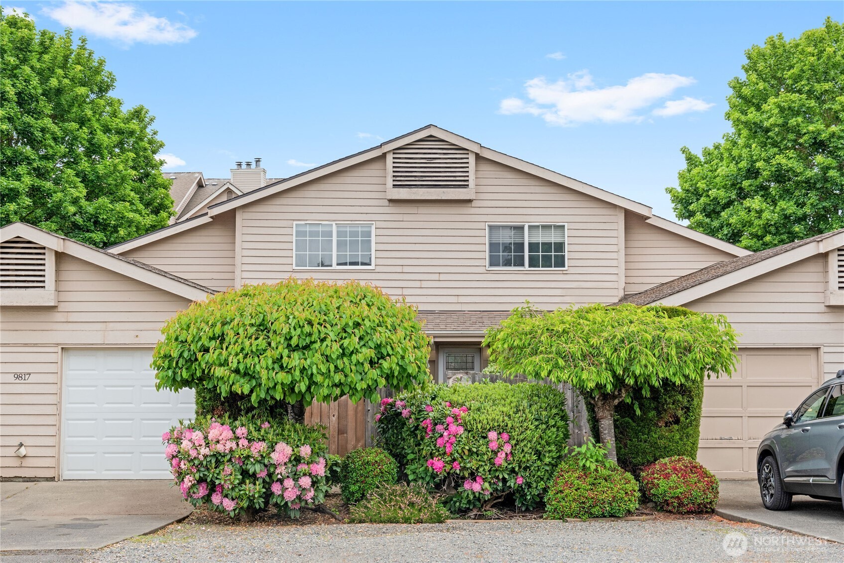 9817 132nd Street Ct E B