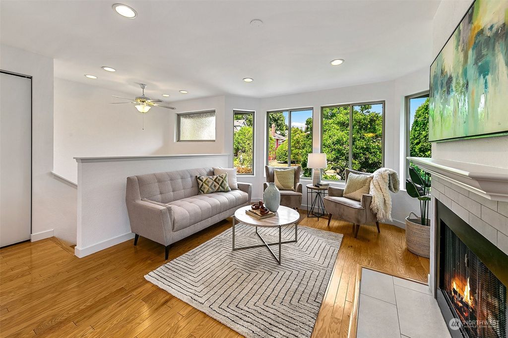 Photo of 541 N 73rd Street, Seattle, WA 98103 (MLS # 2195544)