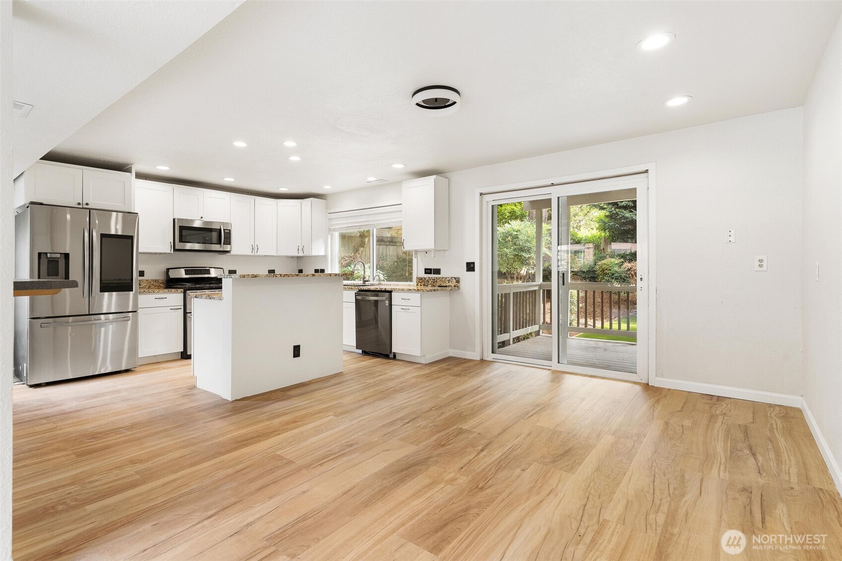 16915 NE 98th Court