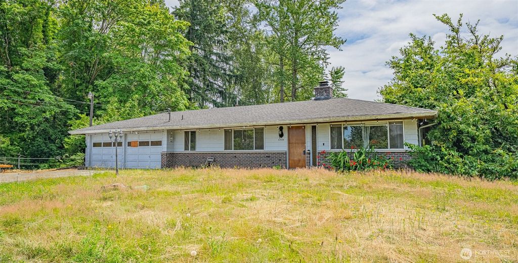 Photo of 5735 NE 8th Street, Renton, WA 98059 (MLS # 2406660)