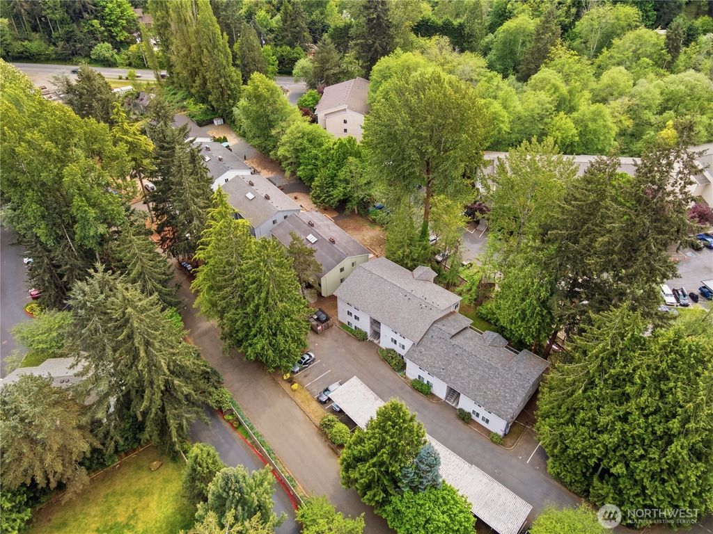 Photo of 2721 NE 195th Street #3, Lake Forest Park, WA 98155 (MLS # 2521420)
