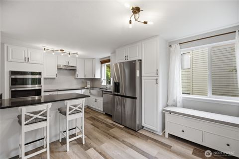 Photo of 2721 NE 195th Street #3, Lake Forest Park, WA 98155 (MLS # 2521420)