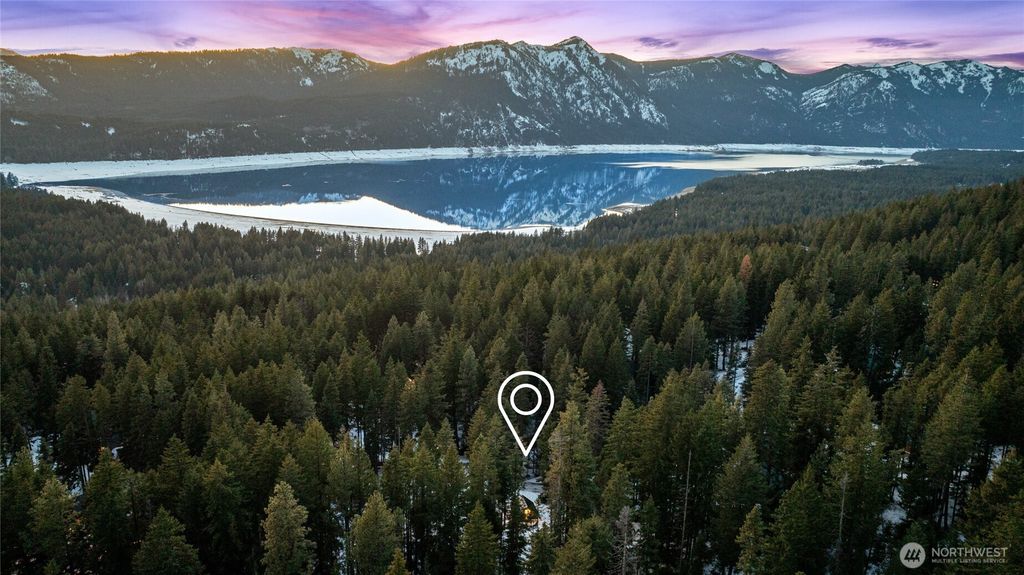 Photo of 1211 Pine Loch Sun Drive, Ronald, WA 98940 (MLS # 2457349)