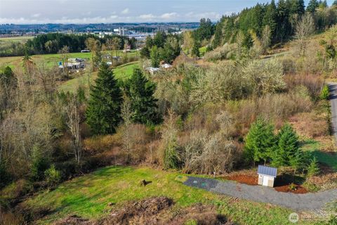 Photo of 208 Sanderson Road, Chehalis, WA 98532 (MLS # 2465638)