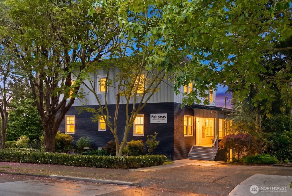 Photo of 1401 W Bertona Street, Seattle, WA 98119 (MLS # 2531266)