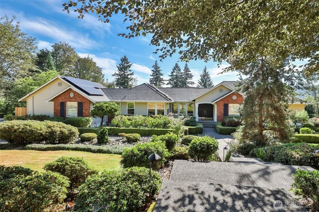 Photo of 13521 106th Drive SE, Snohomish, WA 98296 (MLS # 2508774)