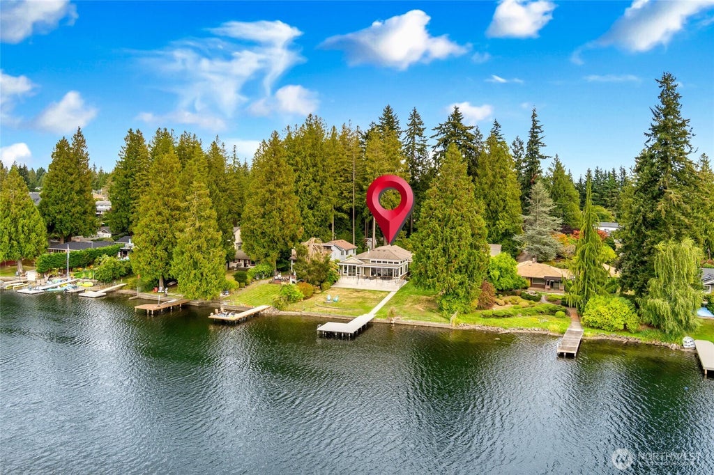 Photo of 15922 E Shore Drive DR, Lynnwood, WA 98087 (MLS # 2587002)