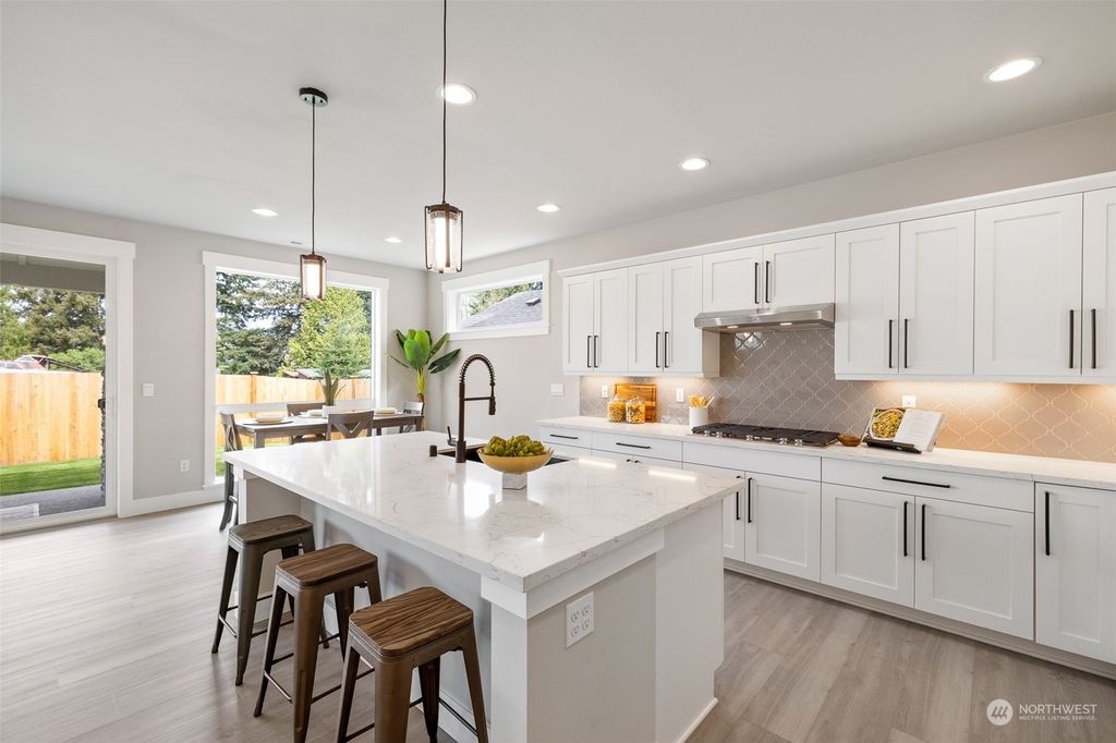 Photo of 1022 169th Place SW, Lynnwood, WA 98037 (MLS # 2269499)