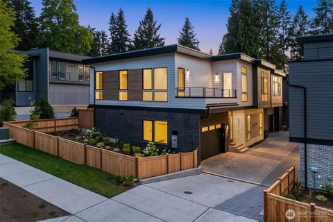 Photo of 8231 122nd Avenue NE, Kirkland, WA 98033 (MLS # 2335638)