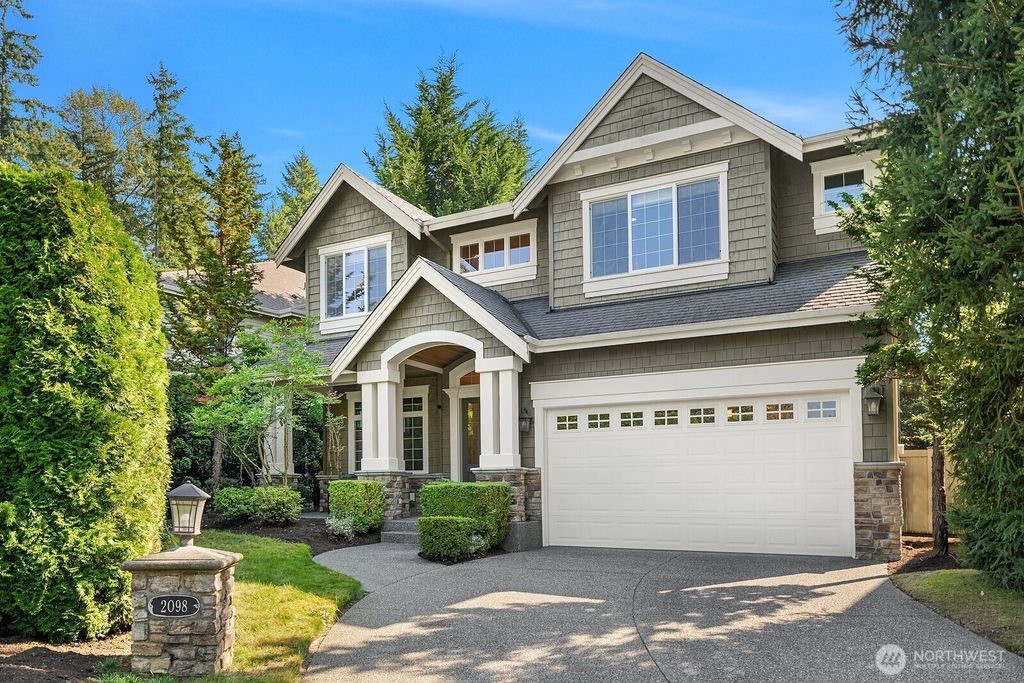 Photo of 2098 211th Place SE, Sammamish, WA 98075 (MLS # 2438173)