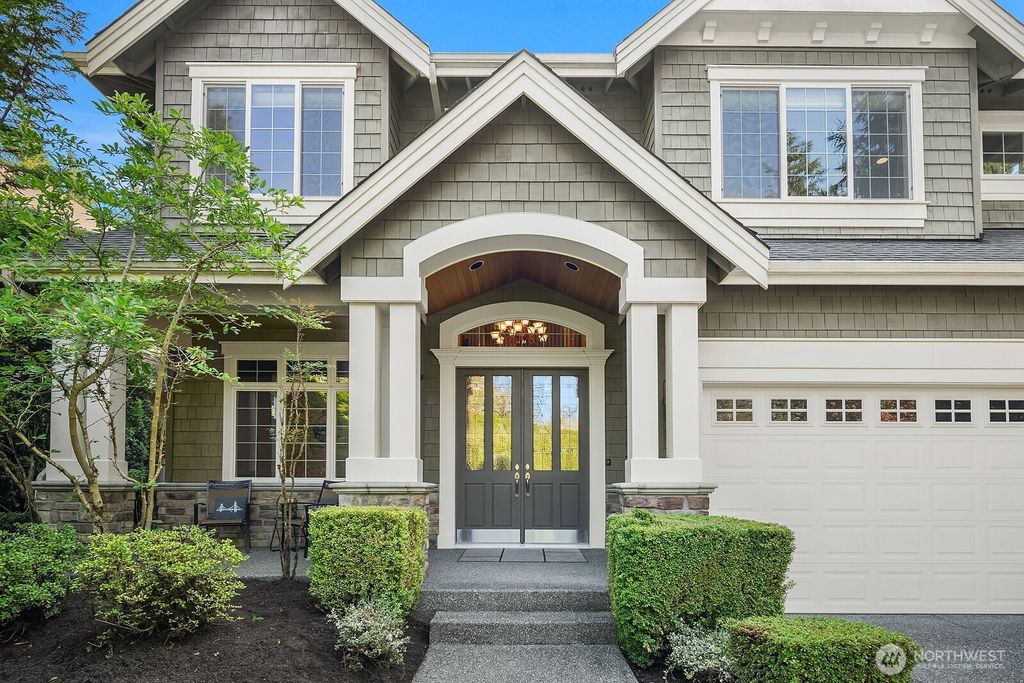 Photo of 2098 211th Place SE, Sammamish, WA 98075 (MLS # 2438173)
