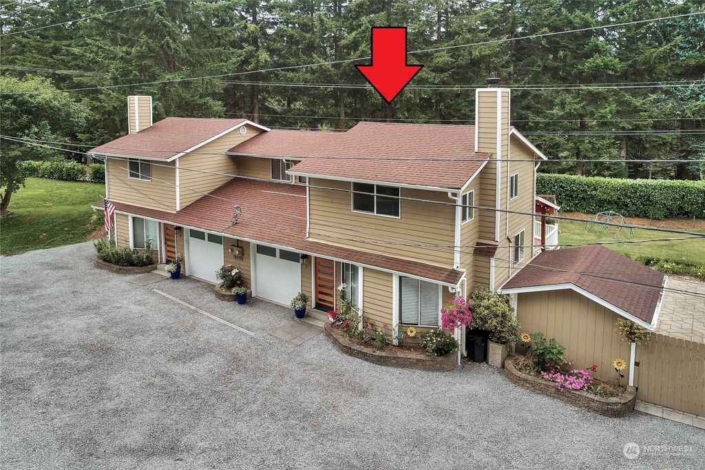 Photo of 16006 73rd Drive SE #B, Snohomish, WA 98296 (MLS # 2020622)