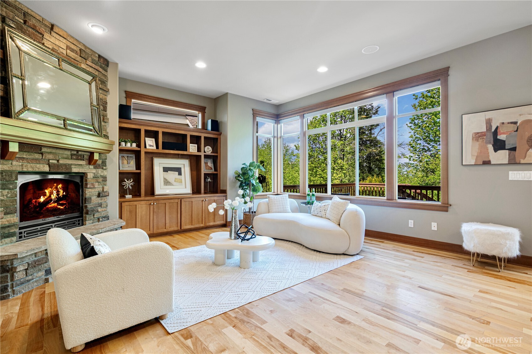 6611 Waterton Circle