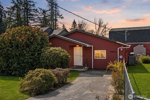 Photo of 30841 52nd Avenue S, Auburn, WA 98001 (MLS # 2506115)